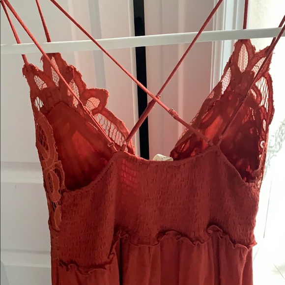 Beautiful lace Bralette Dress - Picture 4 of 4